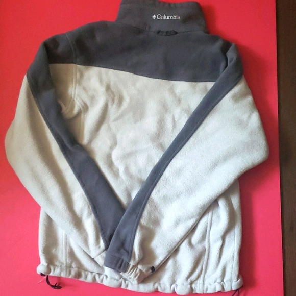 2 in 1.. Columbia Winter Jacket - Picture 4 of 6